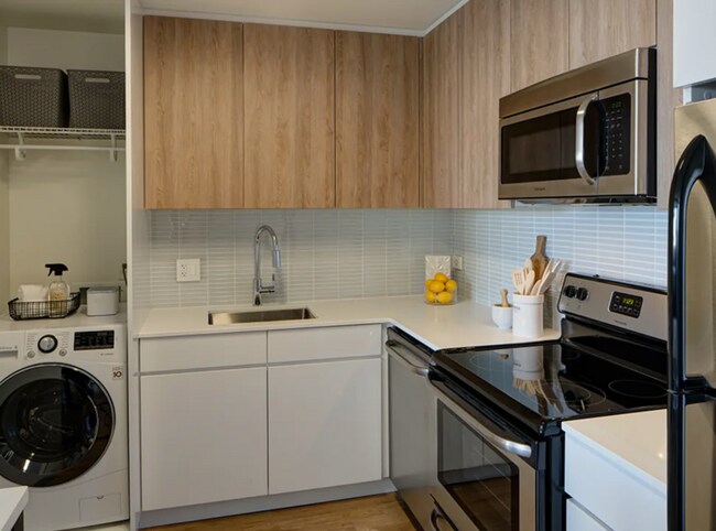 Photo - 2645 N Clark St Unidad 608R