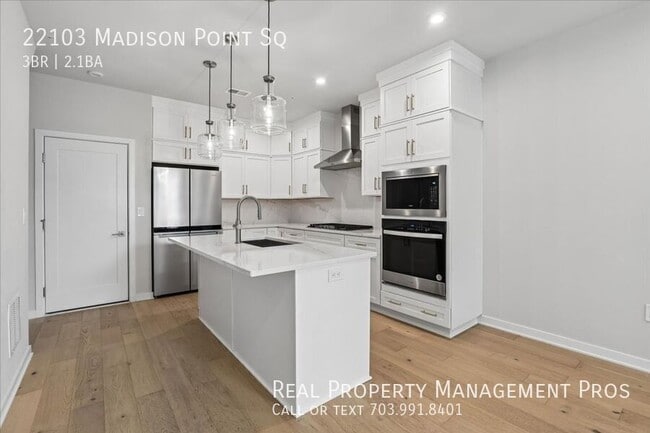 Photo - 22103 Madison Pt Sq