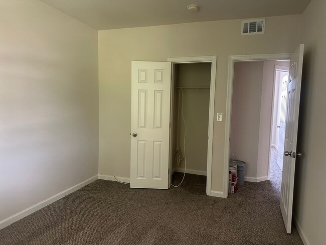 Photo - 3616 Elmley Ave Unidad 2