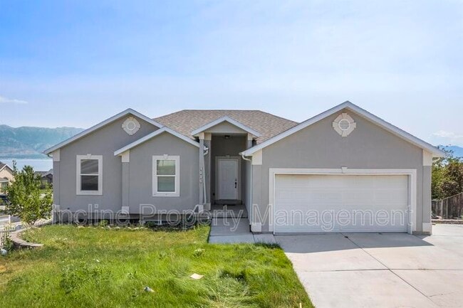 Building Photo - 4016 S Sunrise Dr