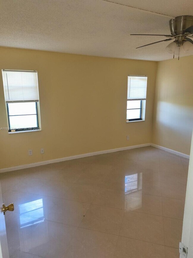 Photo - 7941 Southgate Blvd Unit A3