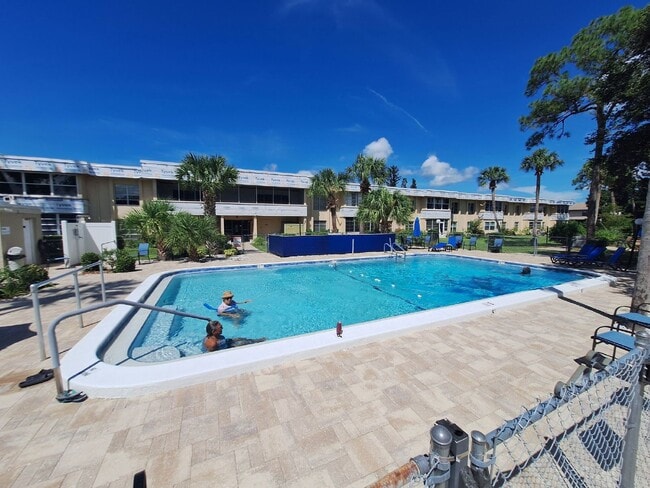 Photo - Available June 15th in Essex House Unit 202