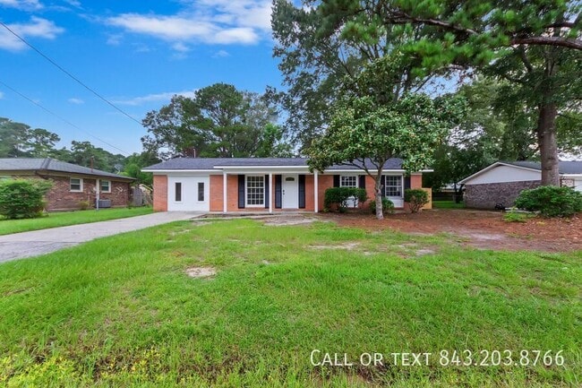 Photo - 115 Clarine Dr