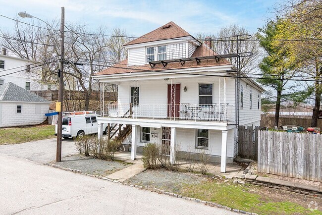 Building Photo - 74 Lafayette St Rental