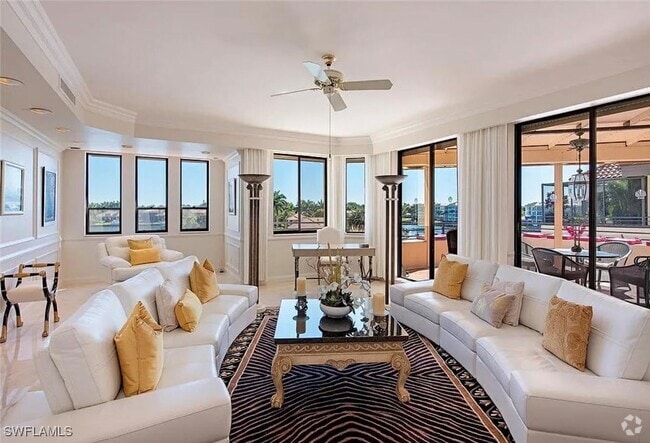 Building Photo - 4400 Gulf Shore Blvd N Unit 3-305 Rental