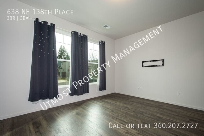 Photo - 638 NE 138th Pl