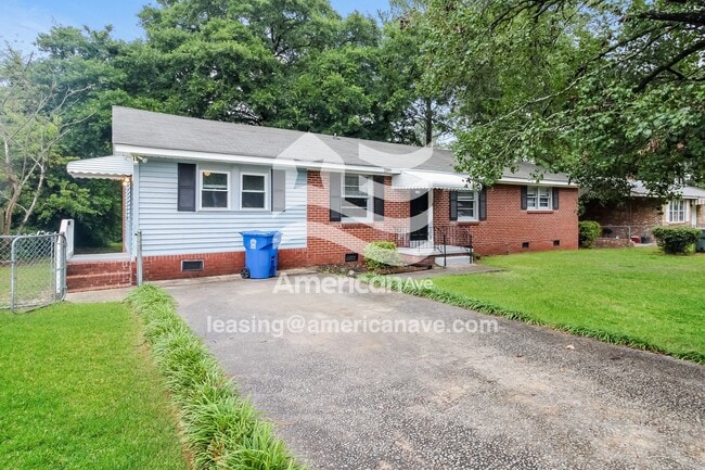 Building Photo - 2109 Gayley St