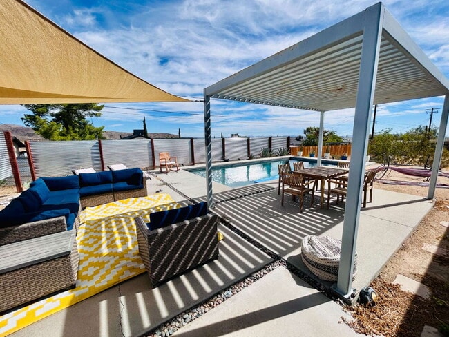 Photo - Charming 3 Bedroom House with Pool in Friendly Hills, Joshua Tree