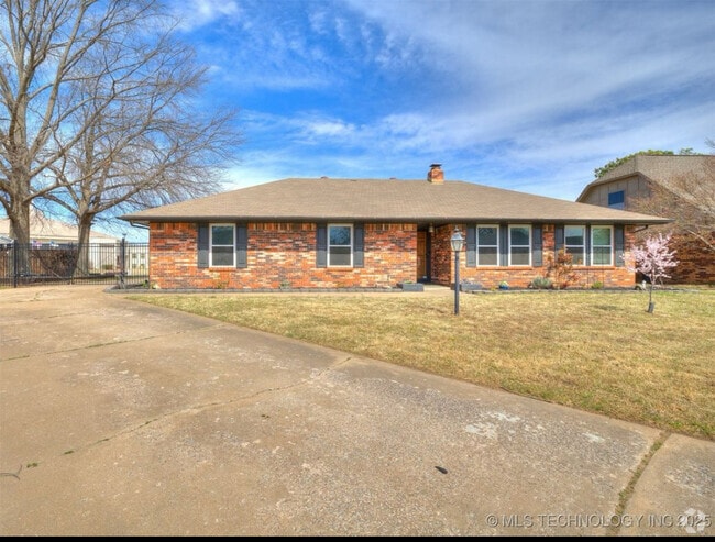 Building Photo - 7501 E 81st Pl Rental