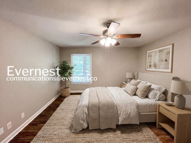1310 Sun Valley Rd