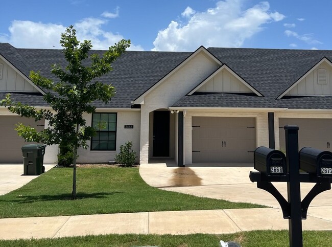 Building Photo - 2668 Barbee Rd Rental