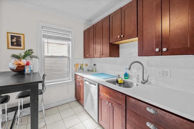 Photo - 28 Edison Green Unit B