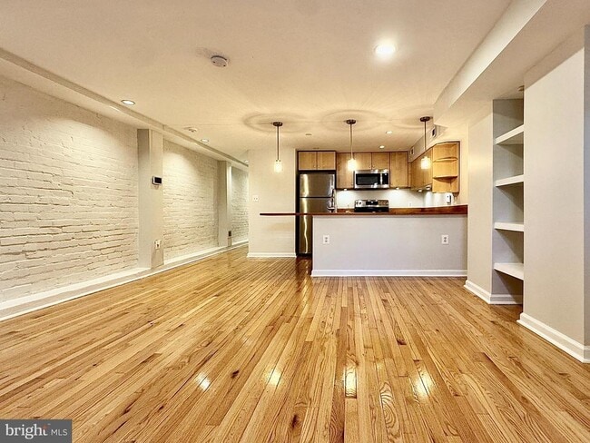 Photo - 2017 13th St NW