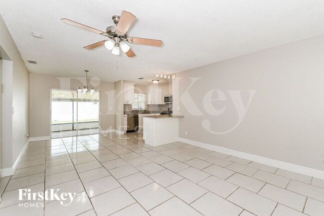 Photo - 990 Jolly Rd