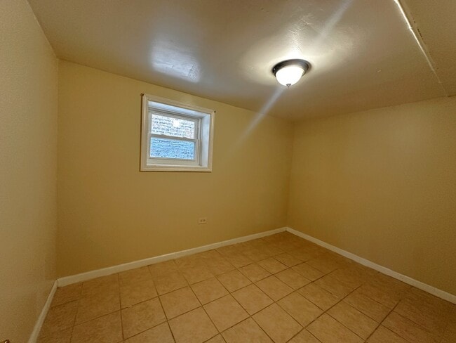 Photo - 4431 S Sacramento Ave Unidad 1