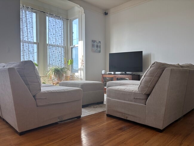 Photo - 79 Coleridge St