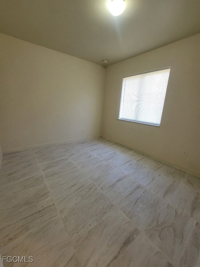 Photo - 862 Holmes Ave