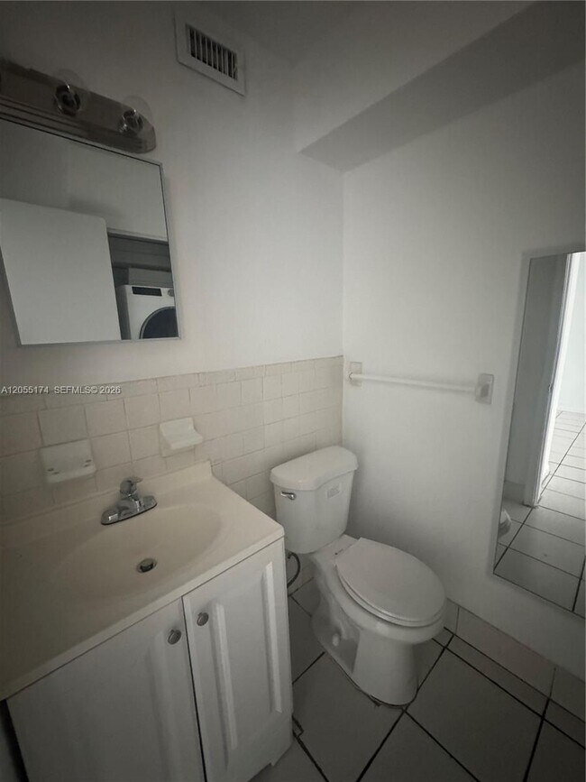 Photo - 2606 NW 52nd Ave Unit D15