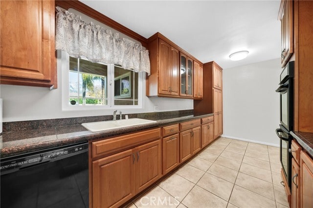 Photo - 386 W 16th St