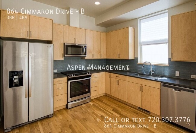 Photo - 864 Cimarron Dr