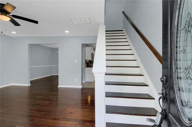 Photo - 957 Keldron Ct