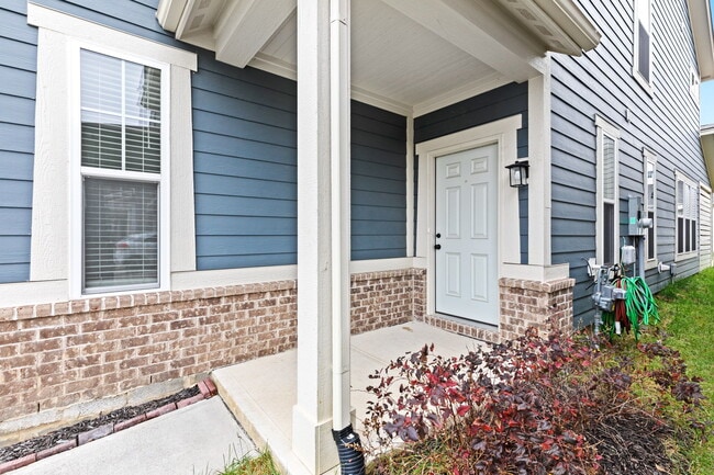 Photo - 7011 Pickett Pl