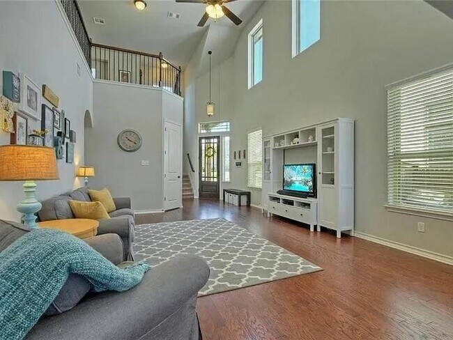 Photo - 1324 Clearwing Cir
