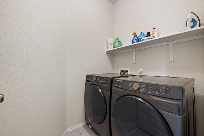 Photo - 301 Normal School Way