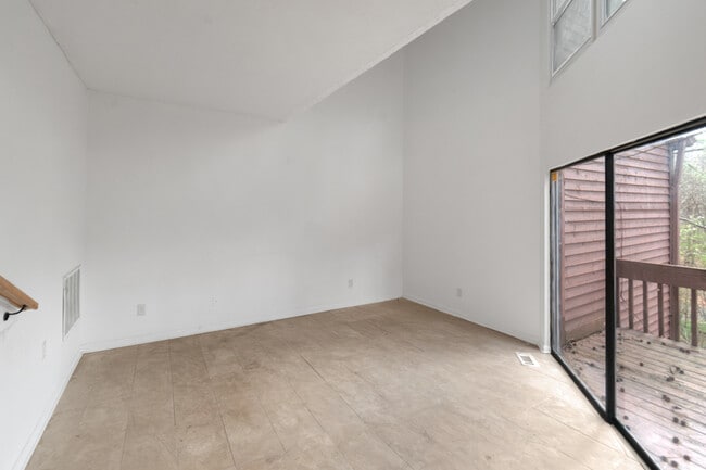 Photo - 2565 Terrace Trail