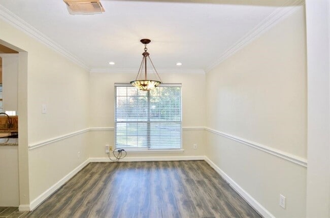 Photo - 1114 Knoll Crest Ct