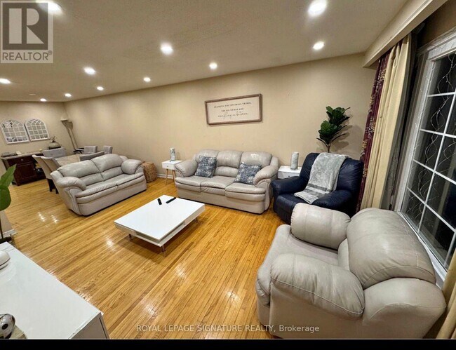 Photo - 3424 Clara Dr