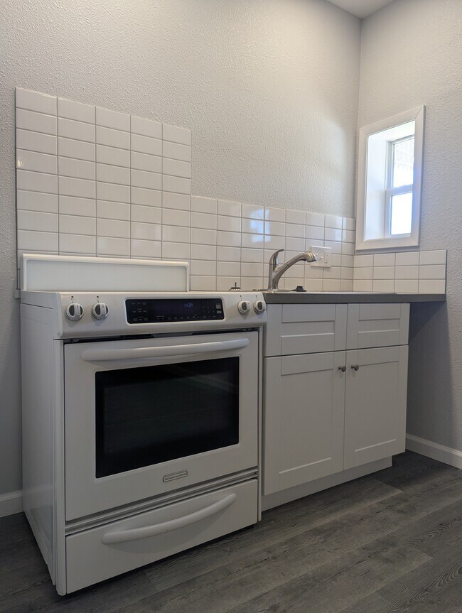 Photo - 404 Jagoe St Unit 404A