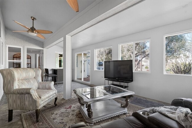 Photo - 21612 N 148th Dr