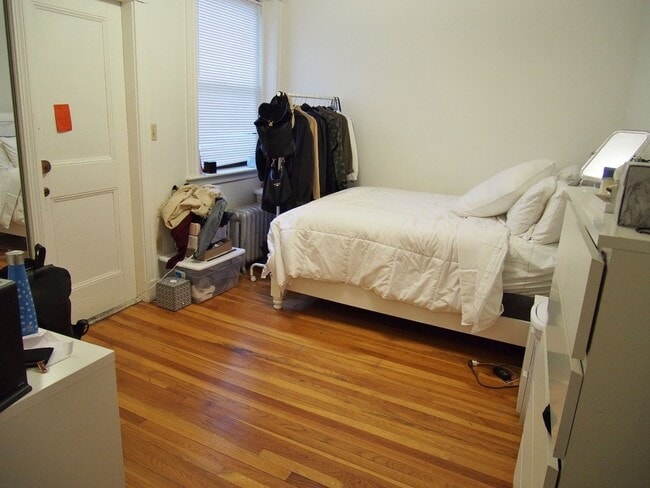 Photo - BRIGHTON 4 BED/2 BATH AVAILABLE 9/1 ~ HT/HW INCLUDED, GREEN LINE ACCESS