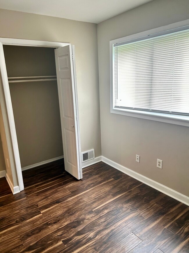 Photo - 8111 Timken Ave