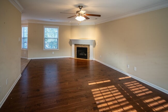 Photo - 10722 Modesto Ln