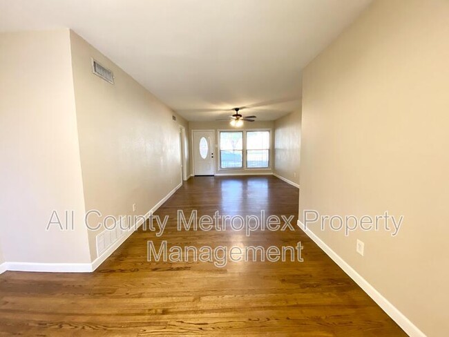 Photo - 9560 Mercer Dr