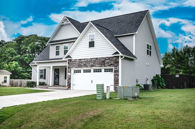 Photo - 204 Gillcrest Ct