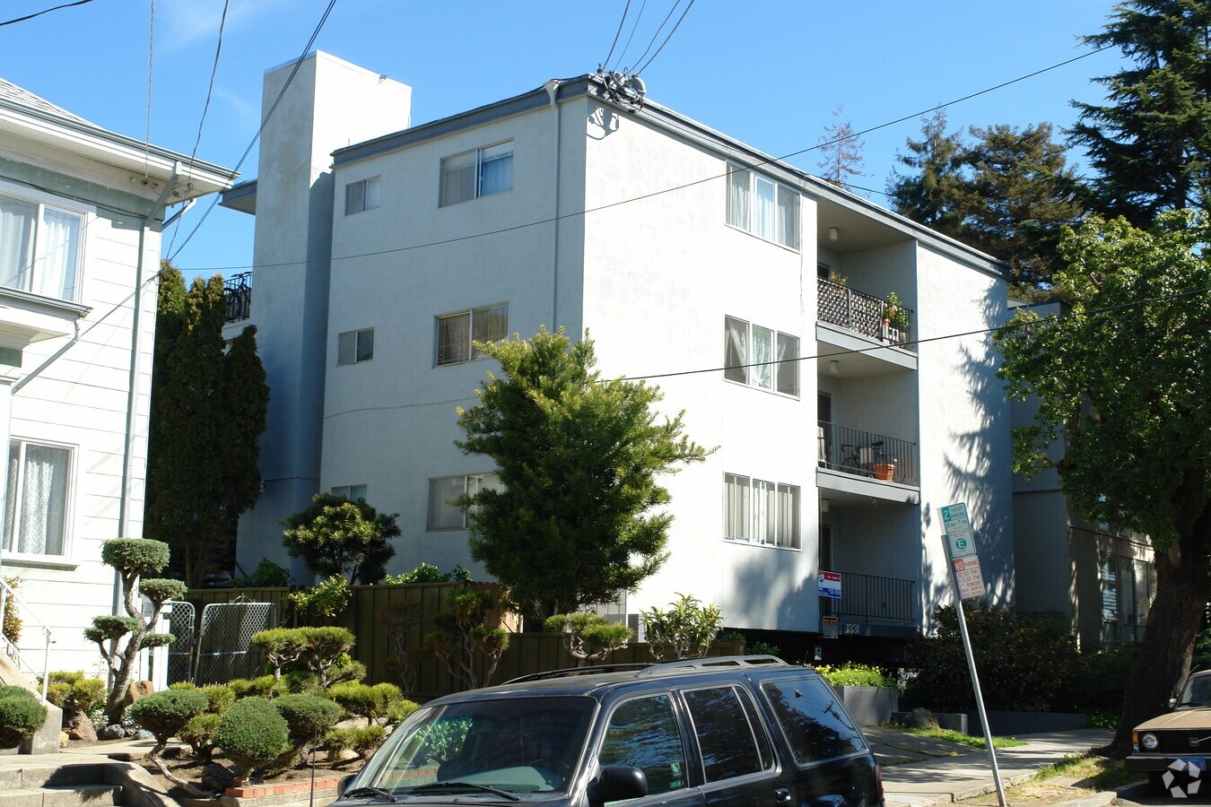 Photo - 1831 Delaware St Apartments