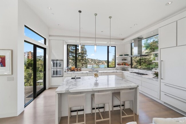 Photo - 408 Golden Gate Ave