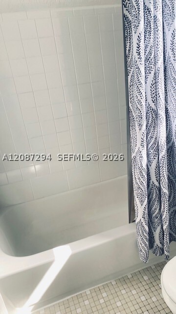 16851 NE 18th Ave Unit 302