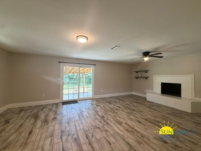Photo - 219 Pilgrim Ave