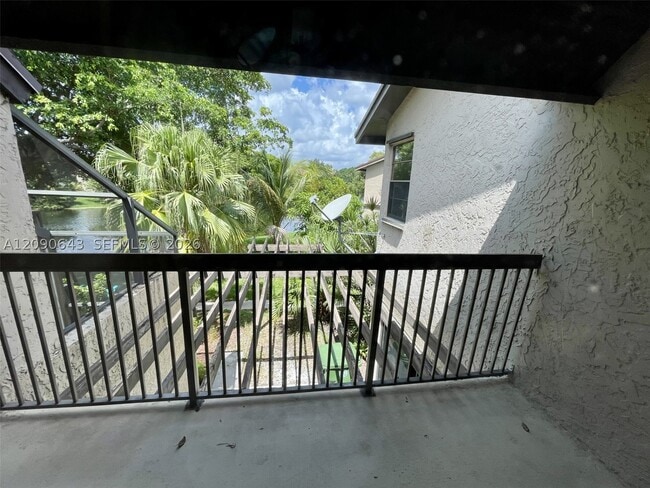 Photo - 2160 Bayberry Dr