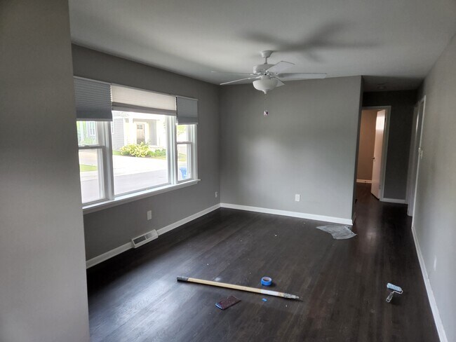 Photo - 220 Old County Line Rd