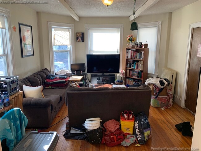 80 Robbins St Unit 3