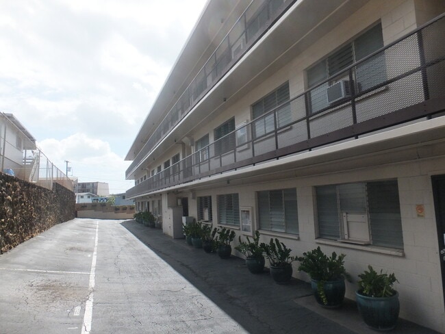 Juliana Towers Apartments
