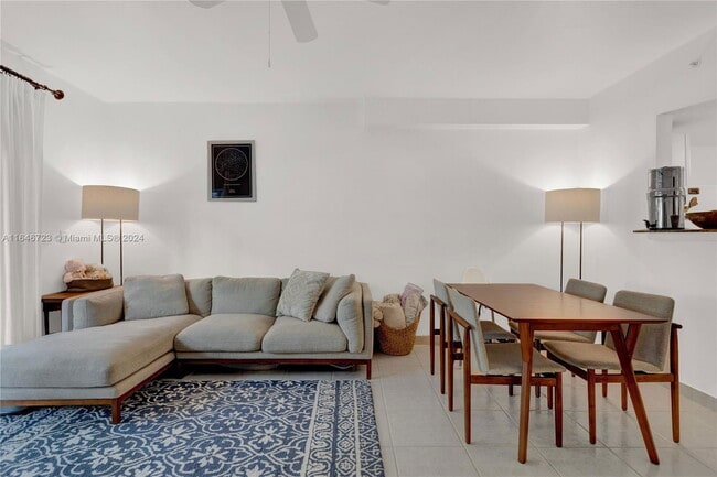 Photo - 123 SW 17th Rd