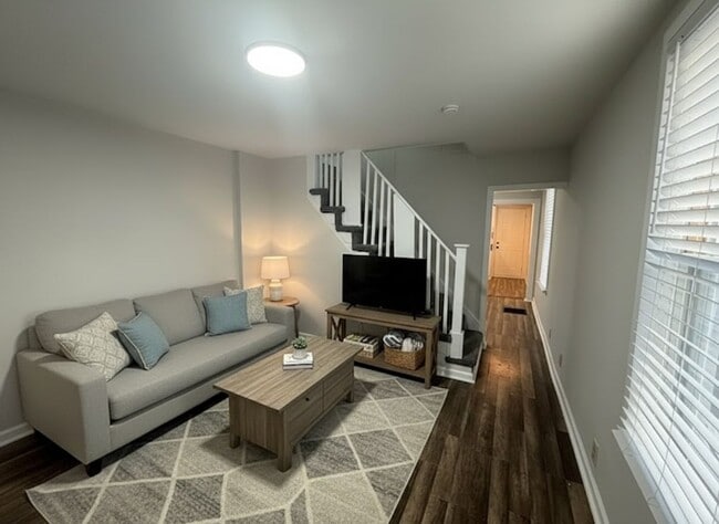 Building Photo - 2BR + Den Home with Private Backyard in Germantown