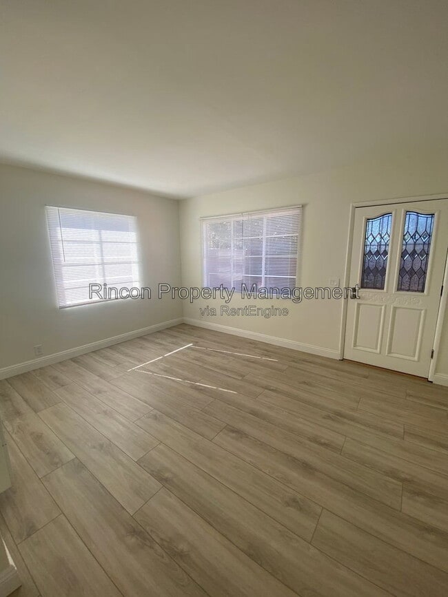 Photo - 451 S Olive St