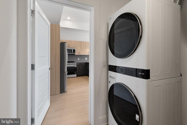 Photo - 1731 Tilghman St Unidad PH4